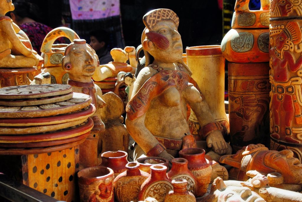 guatemala, market, statues-1037189.jpg